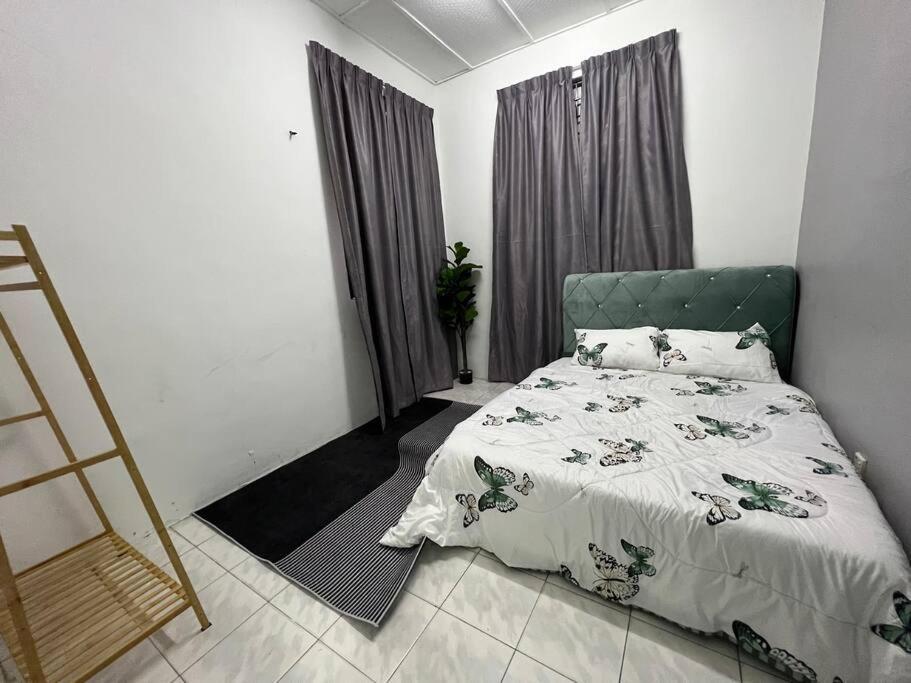 Rumah Melati By Impian Homestay Klia-Salak Tinggi-Nilai Сепанг Экстерьер фото